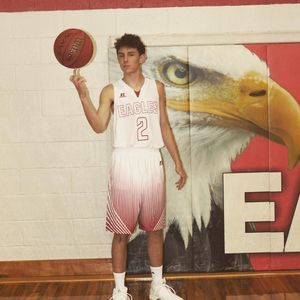 Meet your Posher, Avery